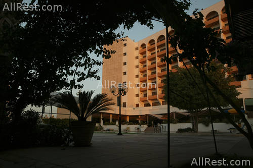 Ajax Hotel 5